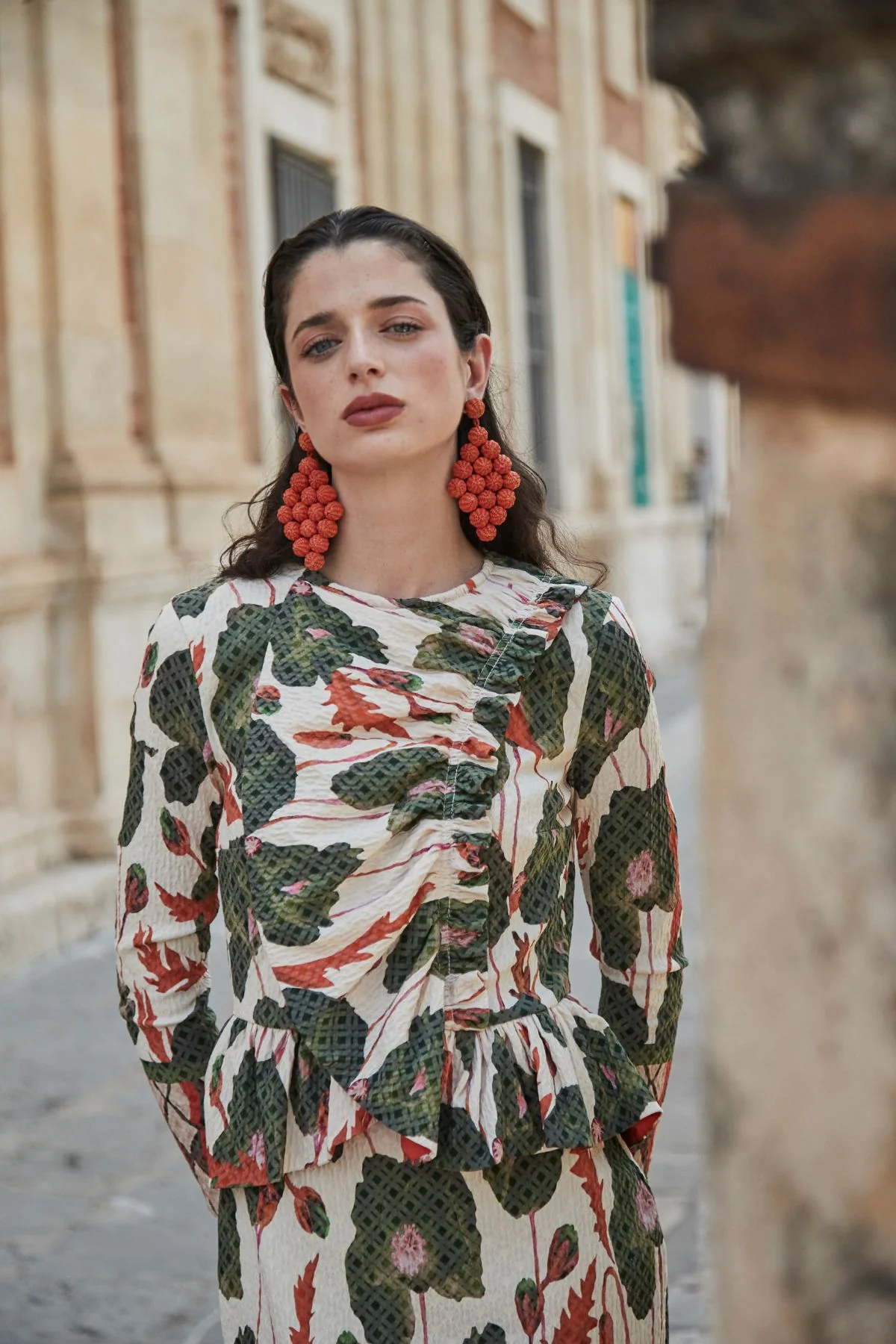 VESTIDO RECTO ESTAMPADO PLANTAS CON VOLANTE CENTRAL 5 VESTIDO RECTO ESTAMPADO PLANTAS CON VOLANTE CENTRAL - Imagen 4