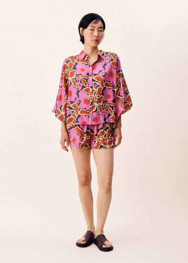 CAMISA ESTAMPADO FLORAL CON MANGA MURCIÉLAGO 7 CAMISA ESTAMPADO FLORAL CON MANGA MURCIÉLAGO - Imagen 6