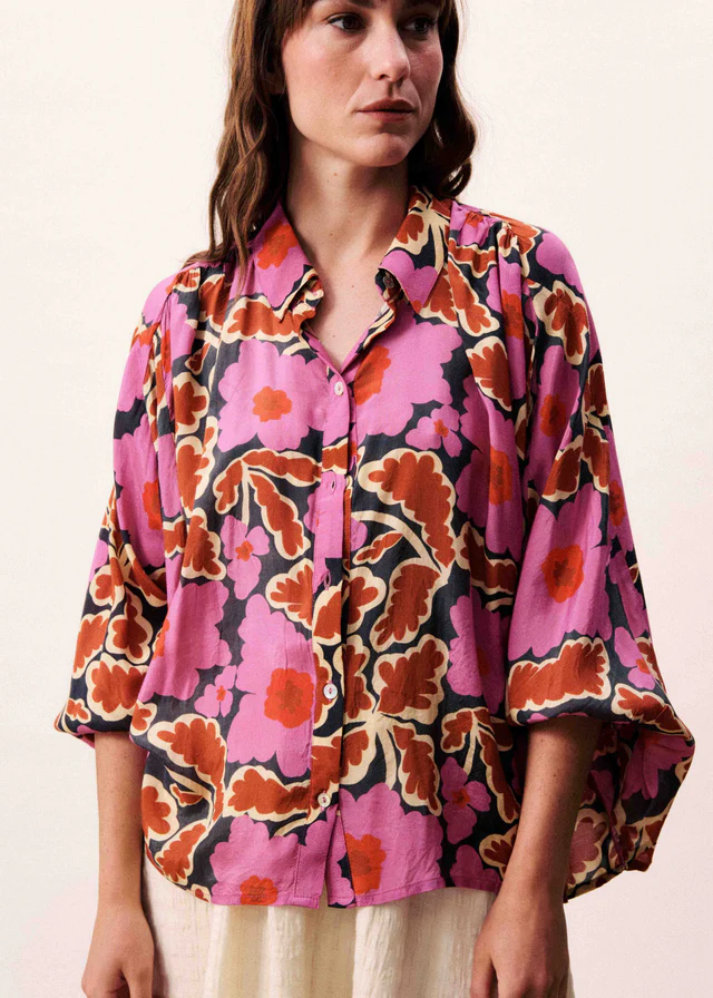 CAMISA ESTAMPADO FLORAL CON MANGA MURCIÉLAGO 4 CAMISA ESTAMPADO FLORAL CON MANGA MURCIÉLAGO - Imagen 3