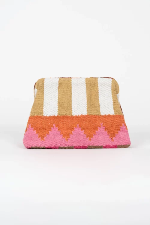 CLUTCH ESTAMPADO RAYAS GEOMÉTRICAS MULTI
