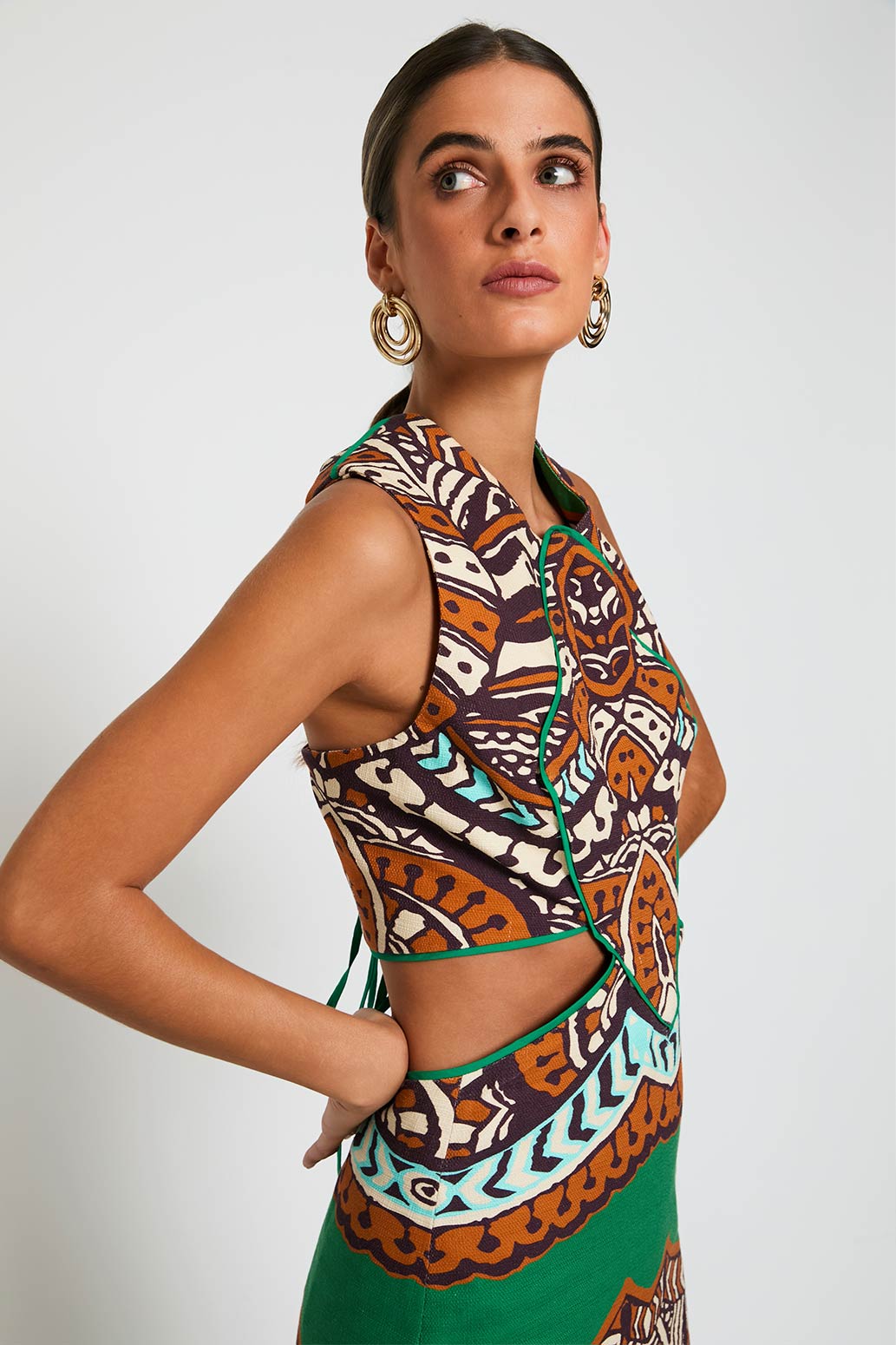 VESTIDO RÚSTICO ESTAMPADO ÉTNICO CON TOP FORMA ROMBO Y LAZADA ESPALDA 4 VESTIDO RÚSTICO ESTAMPADO ÉTNICO CON TOP FORMA ROMBO Y LAZADA ESPALDA - Imagen 3