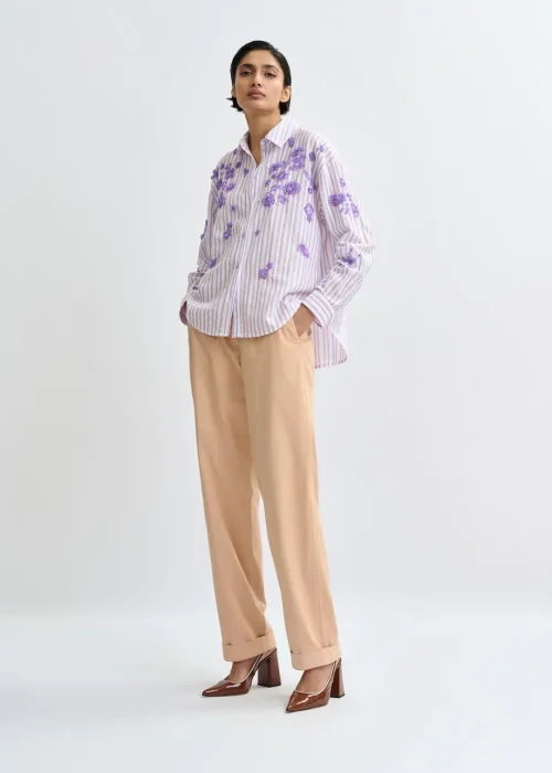 PANTALONES DE CORTE HOLGADO Y CINTURA ELÁSTICA