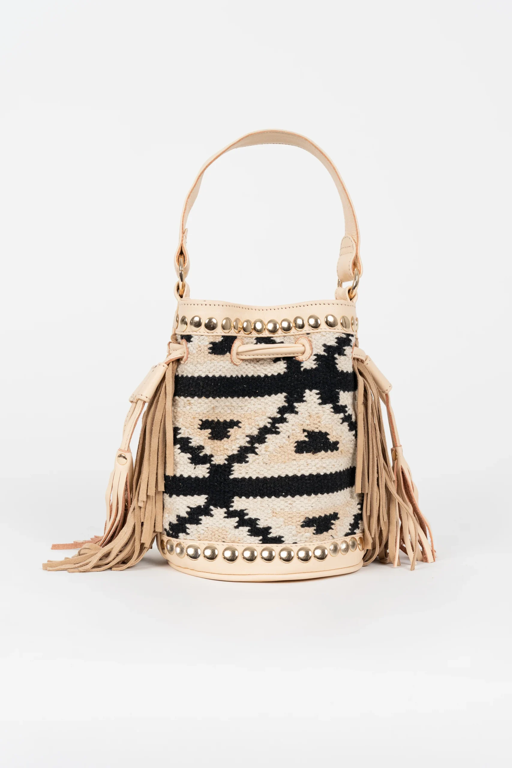 BOLSO BUCKET EN TEJIDO Y PIEL CRUDO CON MOTIVOS GEOMÉTRICOS EN NEGRO 9 BOLSO BUCKET EN TEJIDO Y PIEL CRUDO CON MOTIVOS GEOMÉTRICOS EN NEGRO - Imagen 8