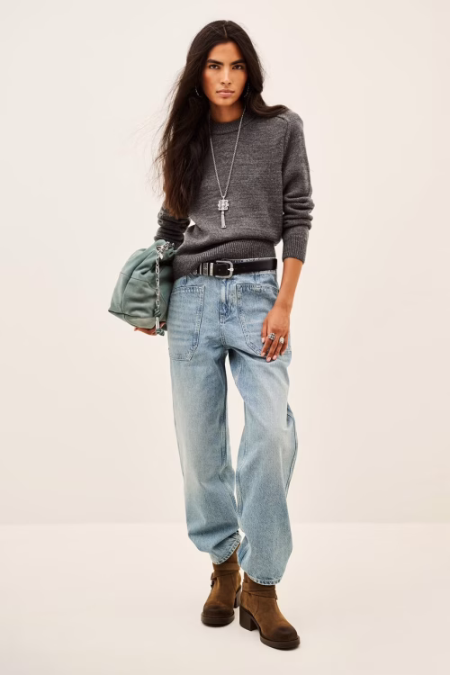 JEANS RECTOS CON DOS MAXI BOLSILLOS DELANTEROS