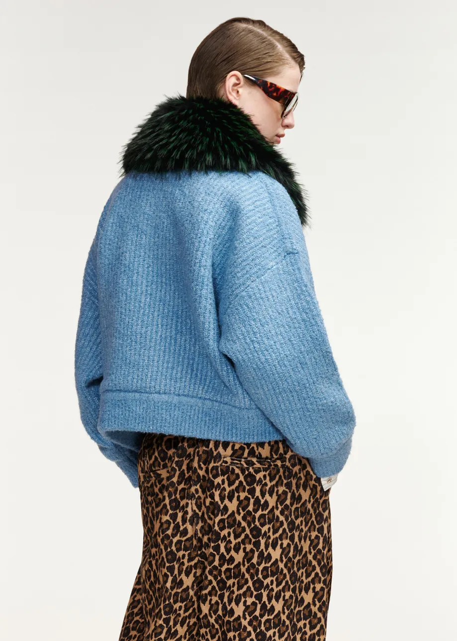 CAZADORA BOMBER DE BOUCLÉ CON CUELLO DESMONTABLE SINTÉTICO 5 CAZADORA BOMBER DE BOUCLÉ CON CUELLO DESMONTABLE SINTÉTICO - Imagen 4