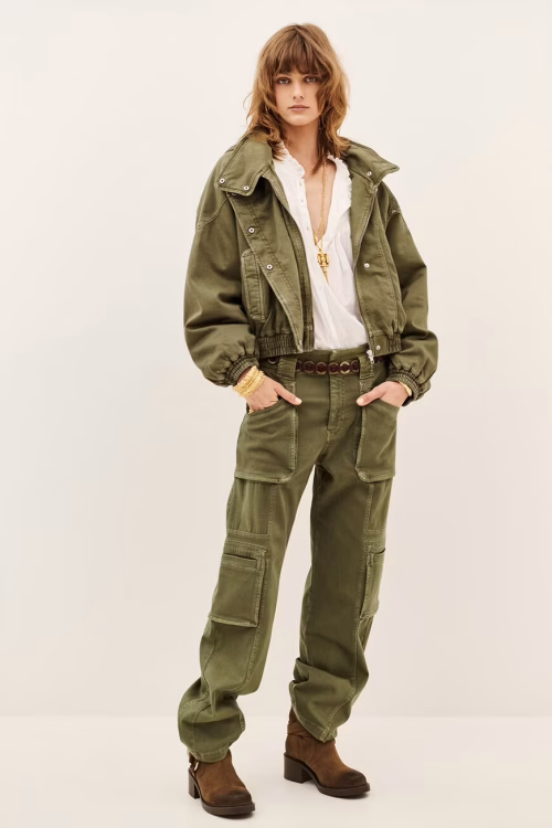 CAZADORA OVER CON CAPUCHA